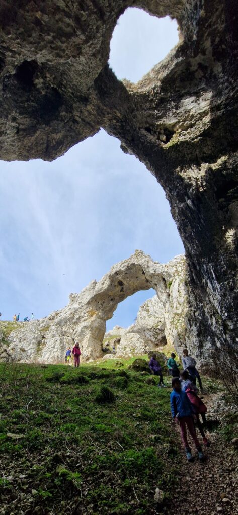 Excursión a la ermita de San Adrián y la cueva de Portupekoleze